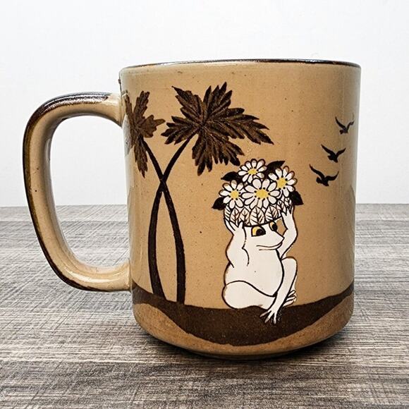 MCM Frog With Daisy Hat Mug Vintage Coffee Tropical Beachy Unique Mid-Century - Picture 1 of 5